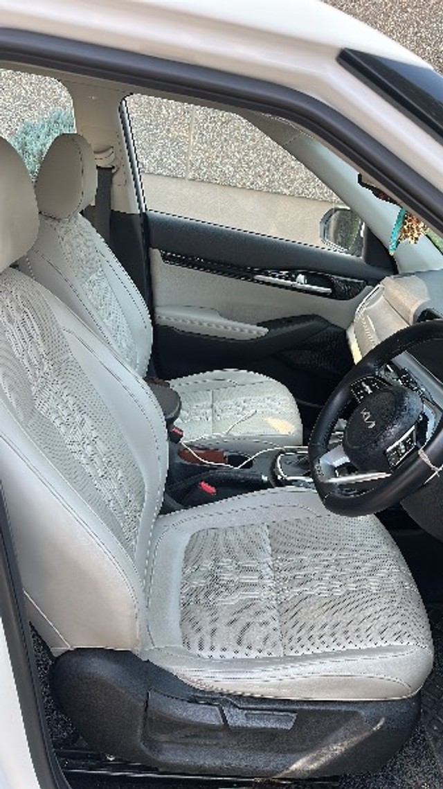 Second-hand 2024 Kia Seltos HTX IVT for sale in Ludhiana-3