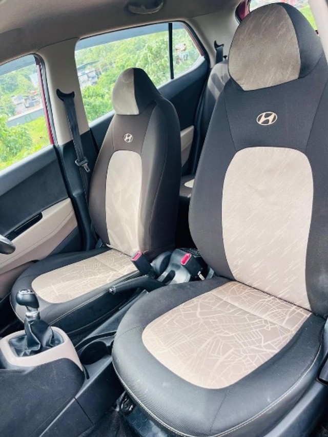 Second-hand 2015 Hyundai Grand i10 Sportz for sale in Malappuram-3