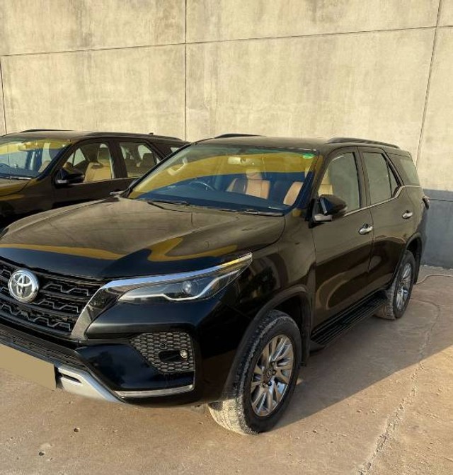 Toyota Fortuner 2.8 4WD AT Second-hand 2021 Toyota Fortuner 2.8 4WD AT for sale in Morbi-1