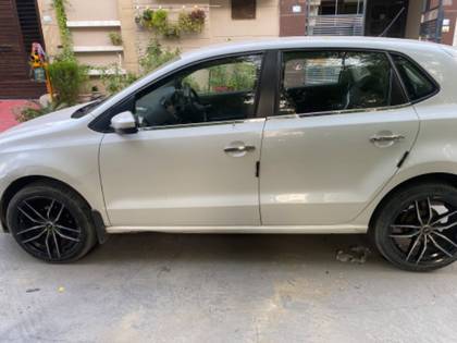 Volkswagen Polo 1.0 MPI Comfortline Volkswagen Polo 1.0 MPI Comfortline