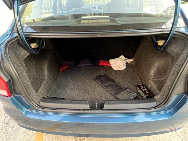 Volkswagen Ameo 1.2 MPI Highline Second-hand 2018 Volkswagen Ameo 1.2 MPI Highline for sale in Bangalore-4