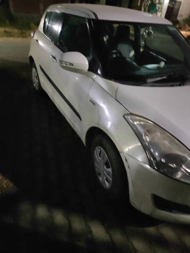 https://images10.gaadi.com/usedgaadi-sellcar/UsedCar/a60a2862-93fd-4bee-bb63-b9bb43a9006b/4a60d30d-764a-463f-8059-70974f68b2ed.jpg?imwidth=6400