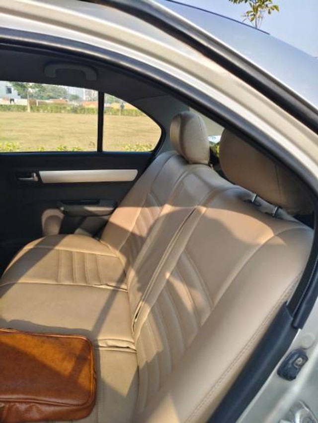 Second-hand 2010 Maruti Swift Dzire LXi for sale in Lucknow-5