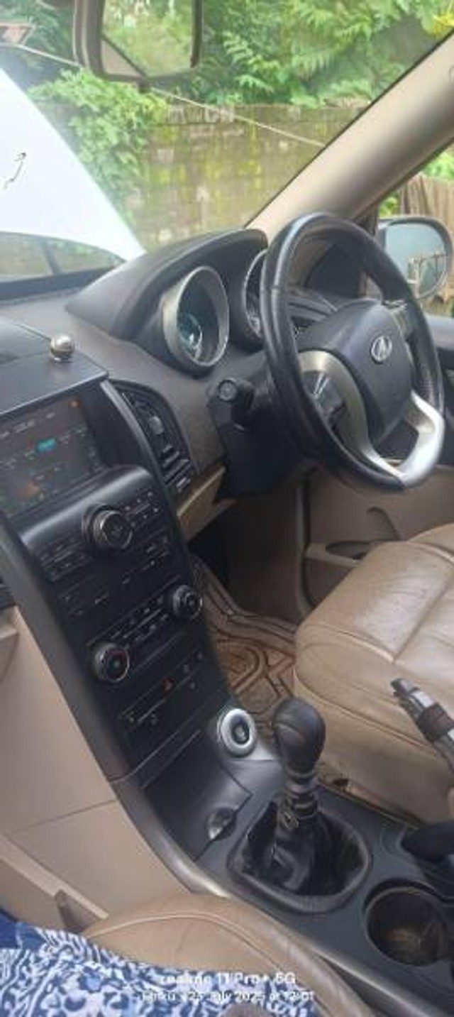 Second-hand 2015 Mahindra XUV500 R W10 FWD for sale in Bhubaneswar-1