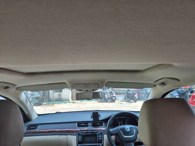 Second-hand 2013 Skoda Superb 1.8 TSI MT for sale in Chennai-4