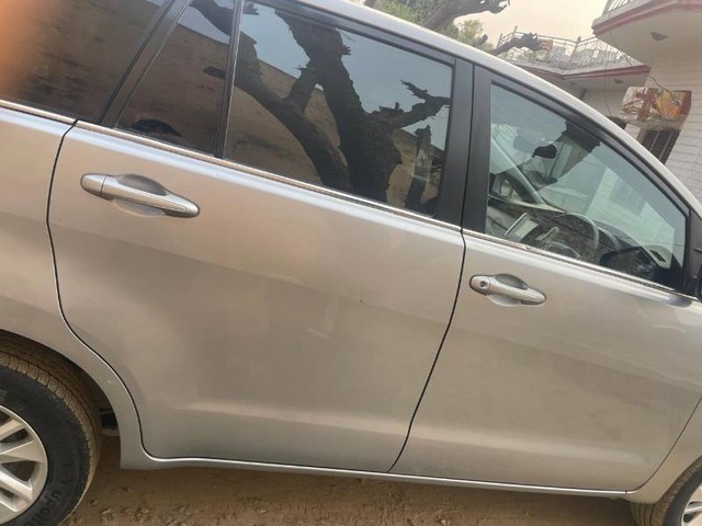 Toyota Innova Crysta 2.4 G Plus MT BSIV Second-hand 2019 Toyota Innova Crysta 2.4 G Plus MT BSIV for sale in Greater Noida-4