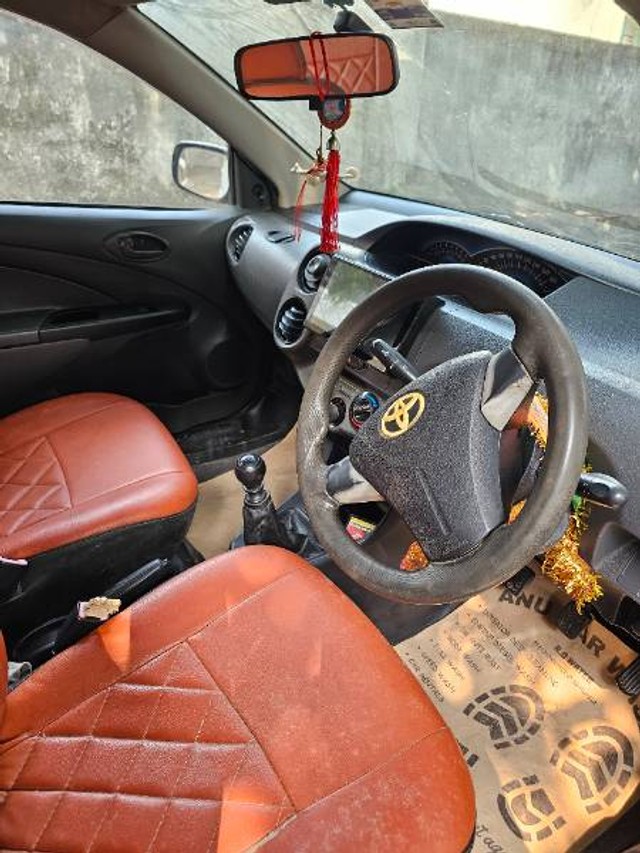 Second-hand 2016 Toyota Etios GD for sale in Krishna-1