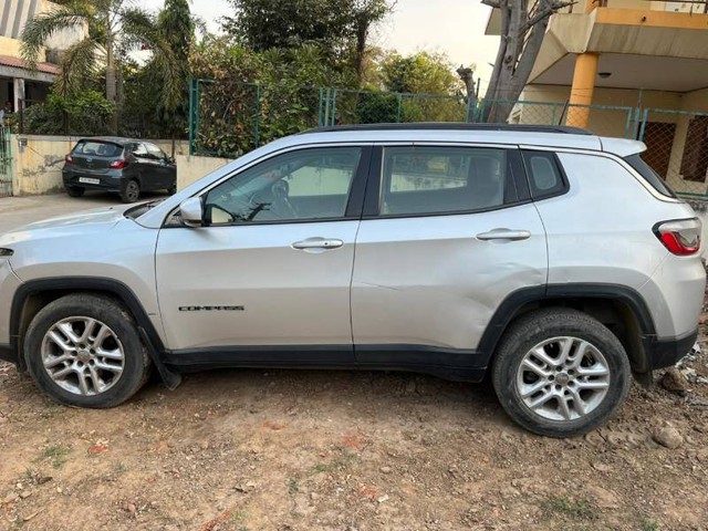 Second-hand 2018 Jeep Compass 2.0 Limited for sale in Ahmedabad-1