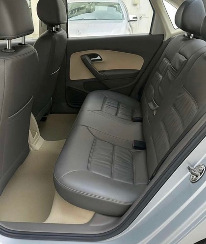 Second-hand 2011 Volkswagen Vento Petrol Highline for sale in New Delhi