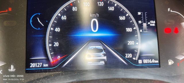 Second-hand 2023 Renault Kiger RXZ for sale in Jamshedpur-3