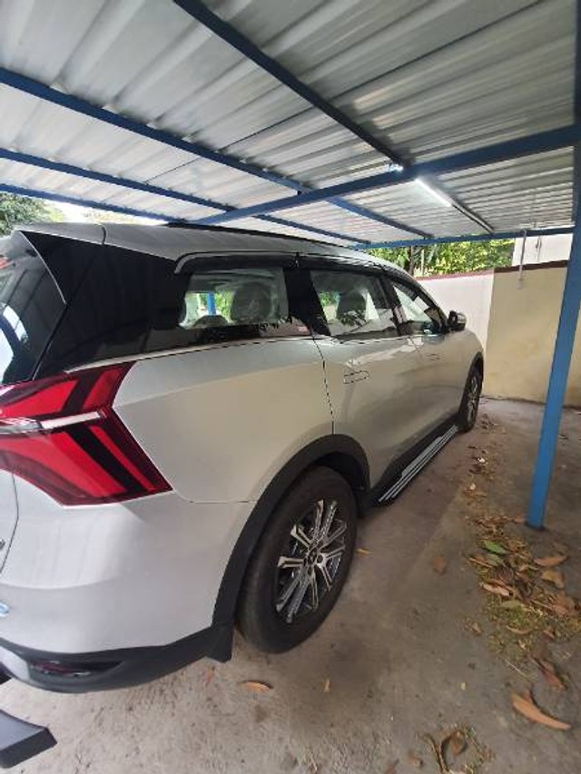 Mahindra XUV700 AX7 7Str Second-hand 2023 Mahindra XUV700 AX7 7Str for sale in Baran-1
