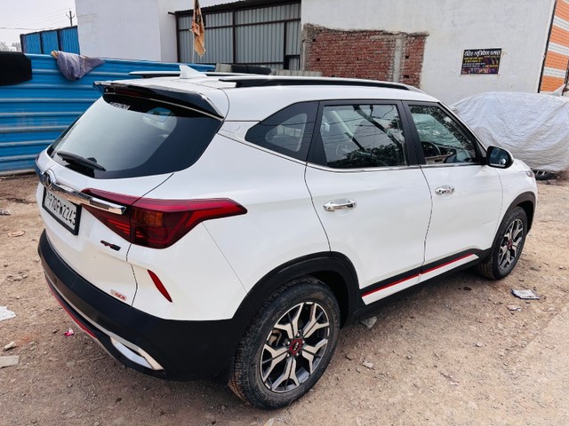 Second-hand 2020 Kia Seltos GTK for sale in Rewa-3