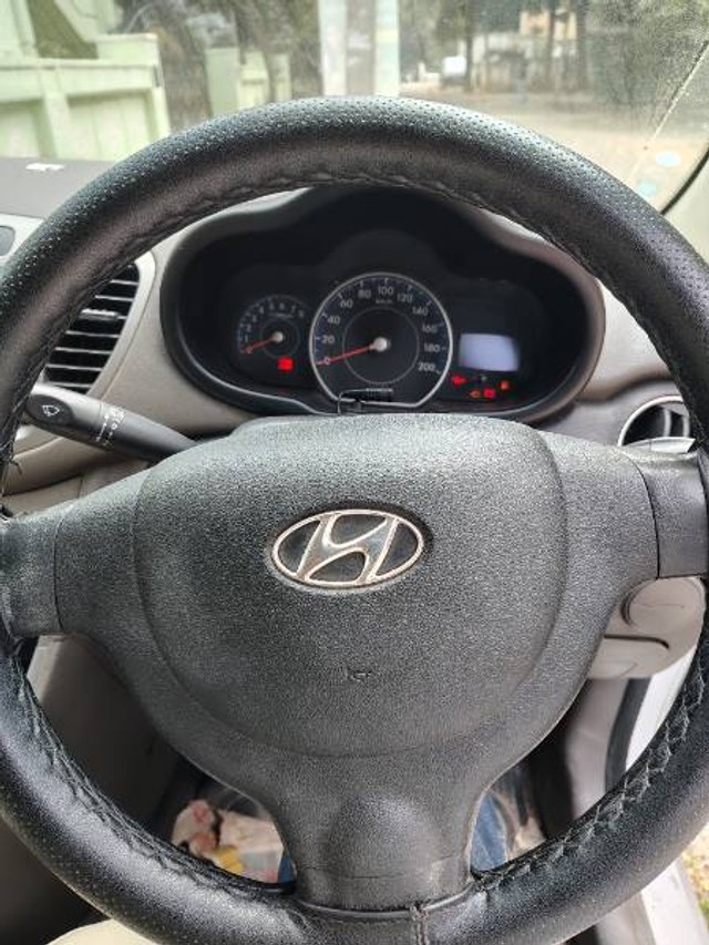 Second-hand 2016 Hyundai i10 Magna 1.1L for sale in Secunderabad-3