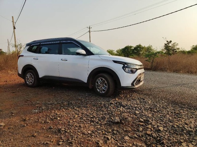 Second-hand 2023 Kia Carens Premium BSVI for sale in Bidar-1