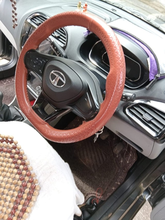 Tata Tiago XZ Plus Second-hand 2020 Tata Tiago XZ Plus for sale in Bailhongal-7