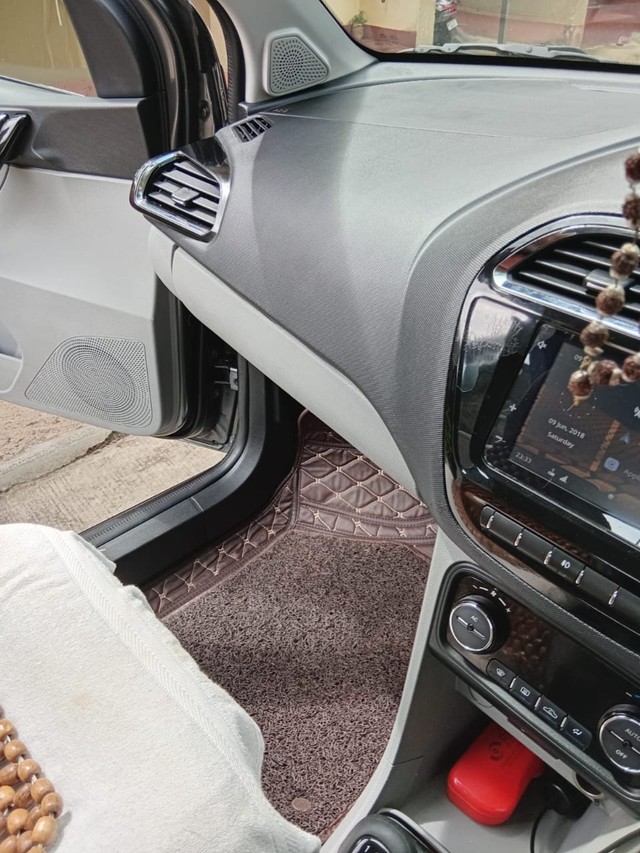 Tata Tiago XZ Plus Second-hand 2020 Tata Tiago XZ Plus for sale in Bailhongal-6