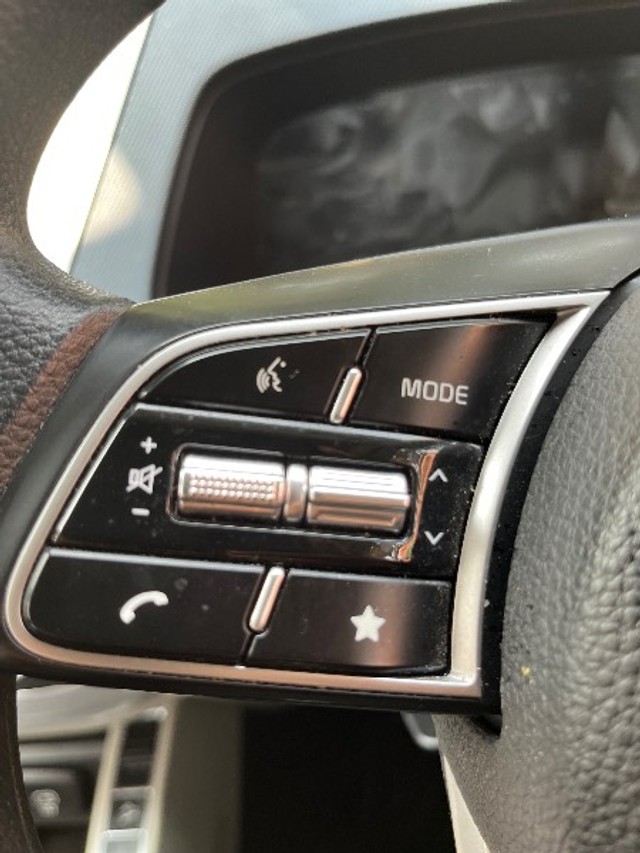 Second-hand 2025 Kia Carens Premium Opt for sale in North 24 Parganas-1