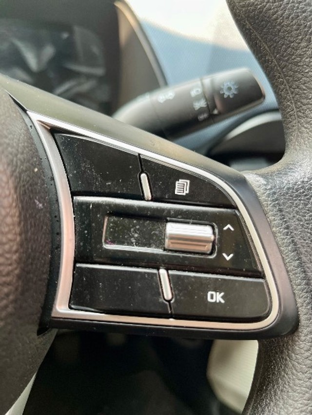 Second-hand 2025 Kia Carens Premium Opt for sale in North 24 Parganas-3