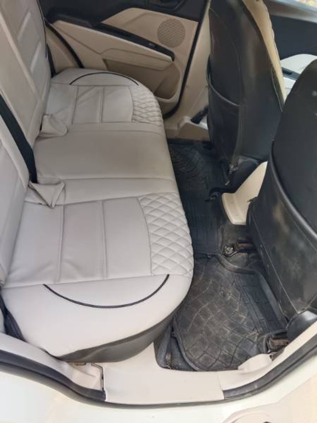 Second-hand 2022 Mahindra XUV300 W6 Diesel Sunroof BSVI for sale in Gaya-5