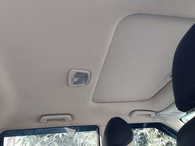 Second-hand 2022 Mahindra XUV300 W6 Diesel Sunroof BSVI for sale in Gaya-6