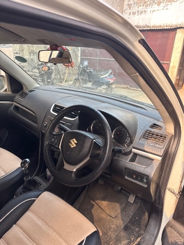 Second-hand 2014 Maruti Swift ZXI for sale in Haridwar-2