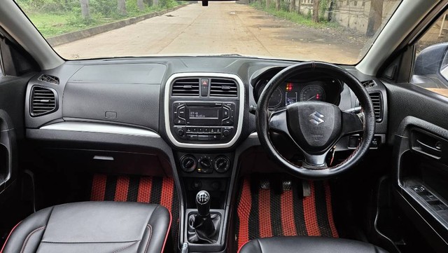 Second-hand 2019 Maruti Vitara Brezza VDi for sale in Raipur-4