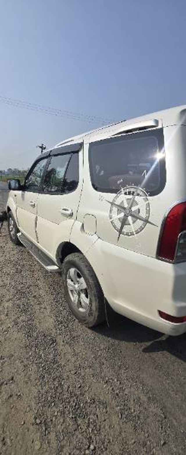 Second-hand 2013 Tata Safari Storme VX for sale in Etawah-4