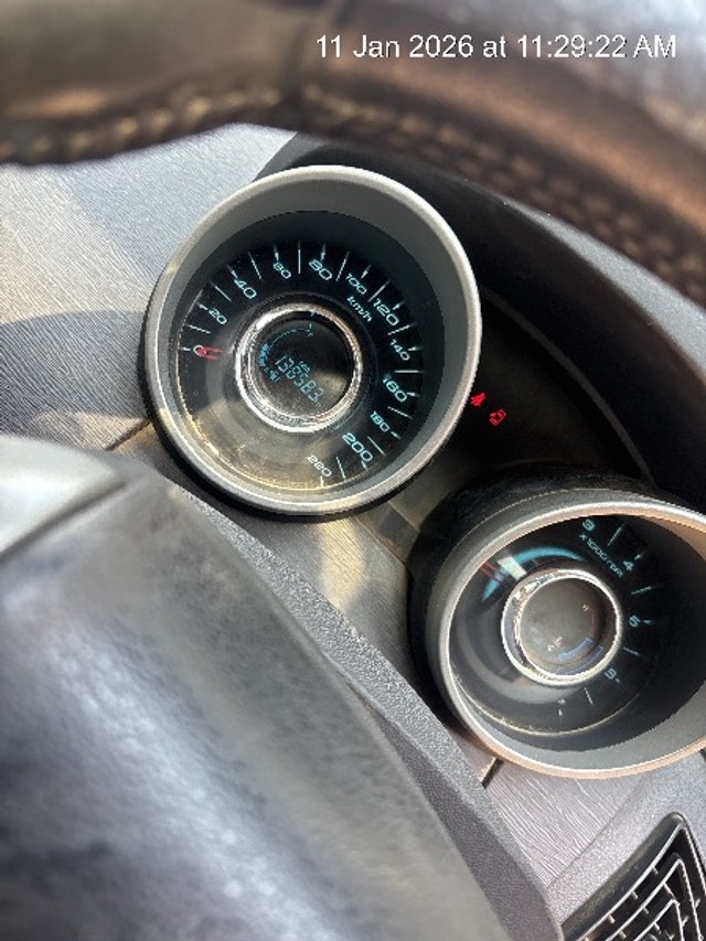 Second-hand 2017 Mahindra XUV500 R W10 FWD for sale in Sheopur-7