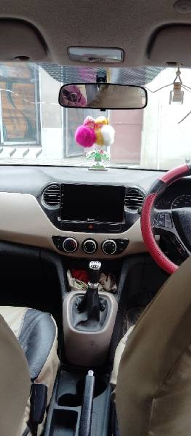 Second-hand 2016 Hyundai Grand i10 Sportz for sale in East Champaran-3