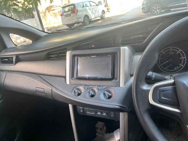 Second-hand 2018 Toyota Innova Crysta 2.4 G MT BSIV for sale in Latur-3