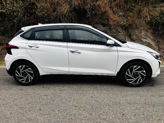 Hyundai i20 Asta Second-hand 2024 Hyundai i20 Asta for sale in Chamba-1
