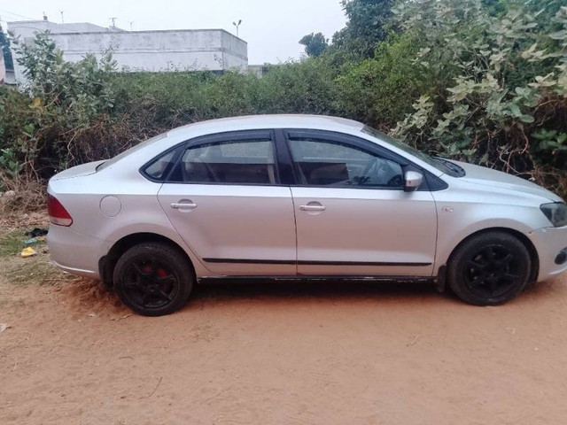 Second-hand 2012 Volkswagen Vento Petrol Highline for sale in East Godavari-1