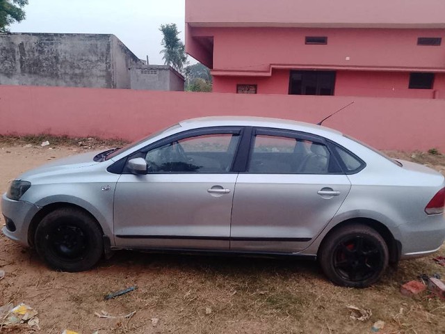Second-hand 2012 Volkswagen Vento Petrol Highline for sale in East Godavari-8