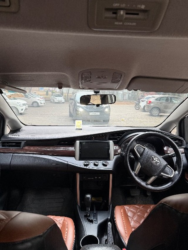 Toyota Innova Crysta 2.8 GX AT BSIV Second-hand 2018 Toyota Innova Crysta 2.8 GX AT BSIV for sale in Chandigarh-4