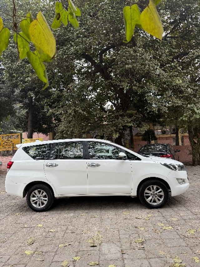 Toyota Innova Crysta 2.8 GX AT BSIV Second-hand 2018 Toyota Innova Crysta 2.8 GX AT BSIV for sale in Chandigarh-1