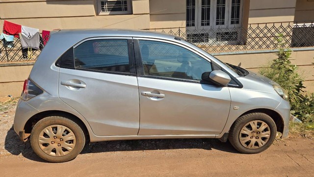 Second-hand 2012 Honda Brio S Option MT for sale in Bidar-1