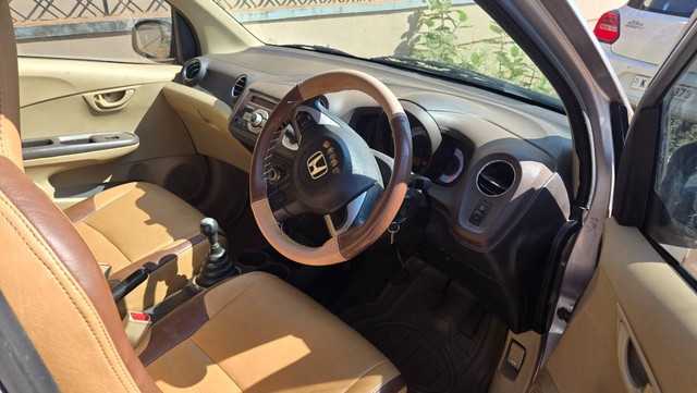 Second-hand 2012 Honda Brio S Option MT for sale in Bidar-4