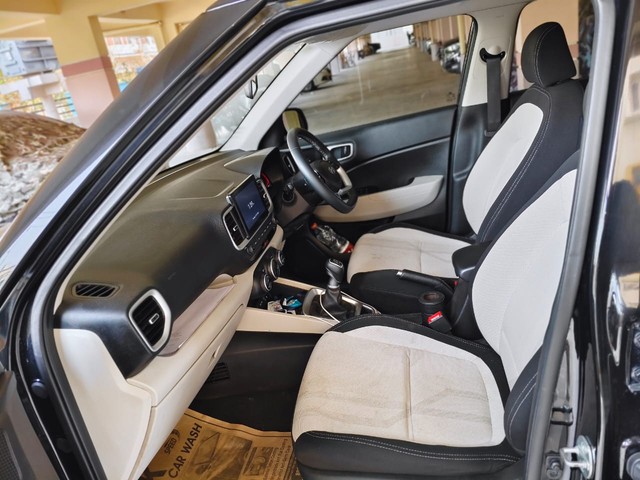 Hyundai Venue SX Diesel Second-hand 2024 Hyundai Venue SX Diesel for sale in Visakhapatnam-6