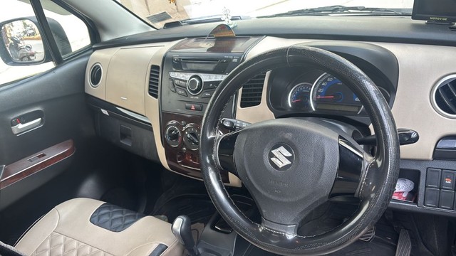 Second-hand 2018 Maruti Wagon R AMT VXI for sale in Mahbubnagar-5