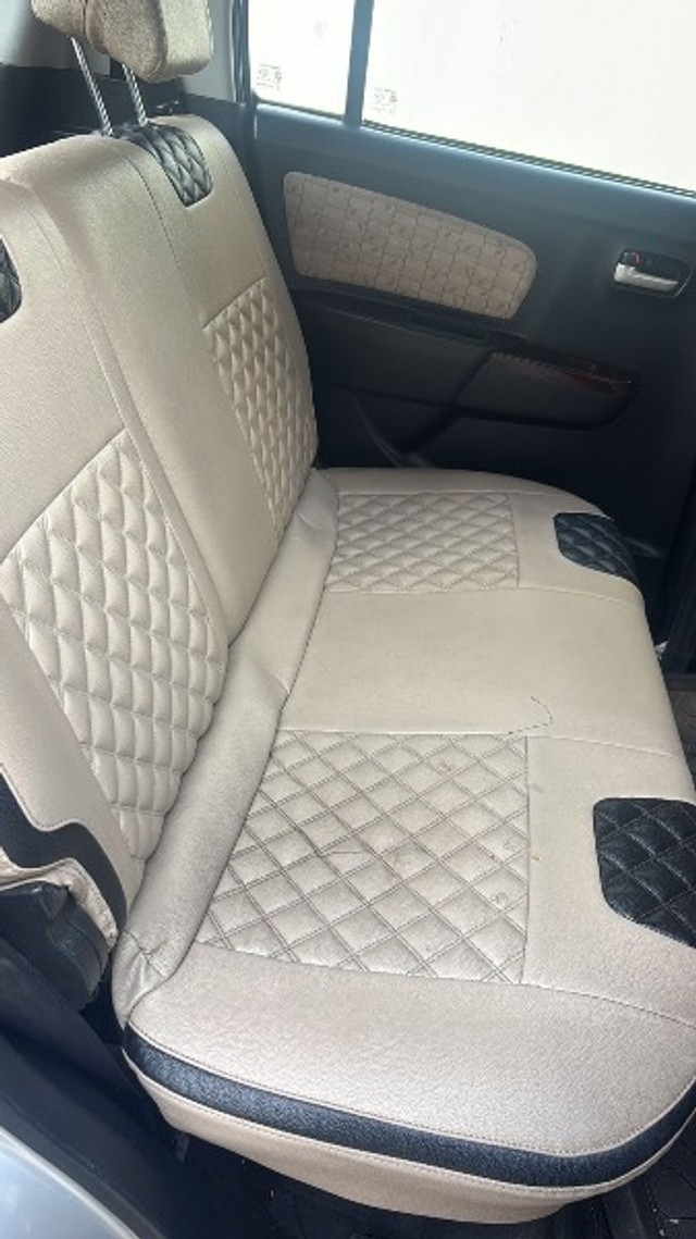 Second-hand 2018 Maruti Wagon R AMT VXI for sale in Mahbubnagar-3