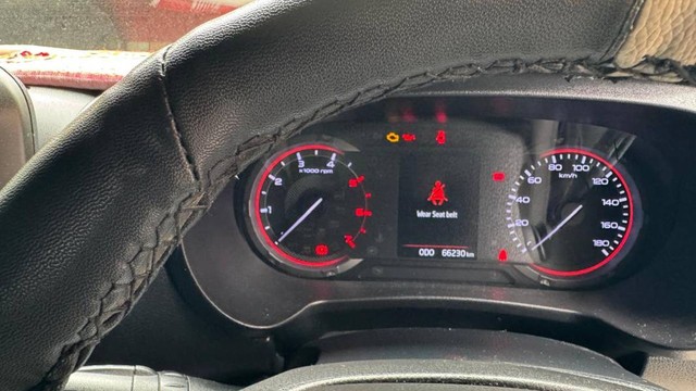 Second-hand 2021 Mahindra Thar LX 4WD Hard Top Diesel BSVI for sale in Golaghat-3