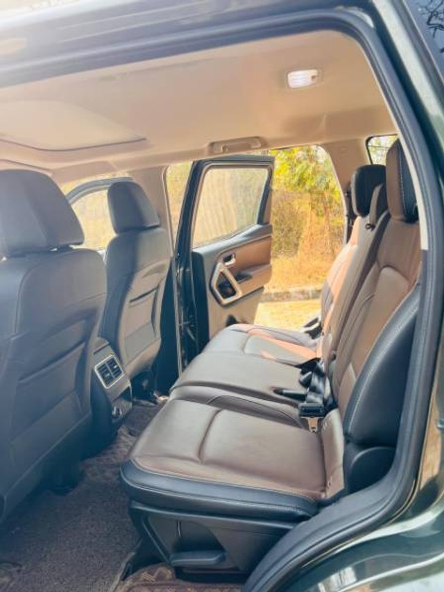 Second-hand 2024 Mahindra Scorpio N Z8 for sale in Pune-8