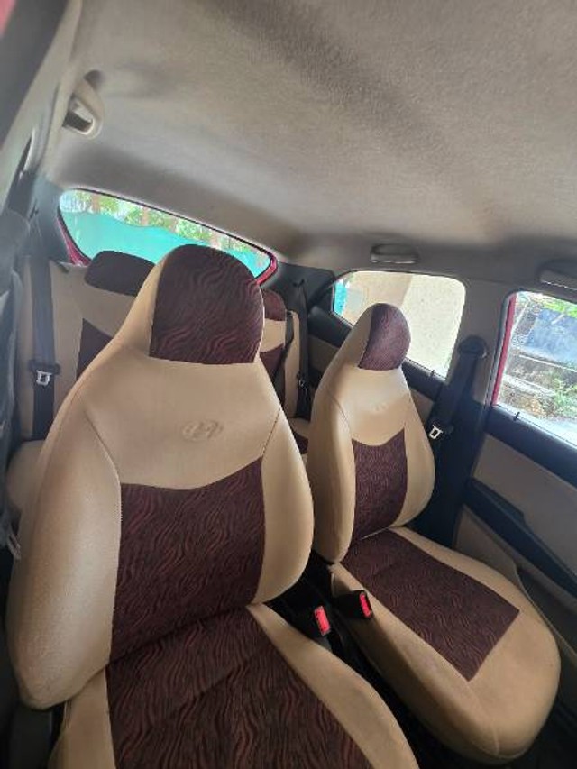 Second-hand 2015 Hyundai EON Era Plus for sale in Daman-4