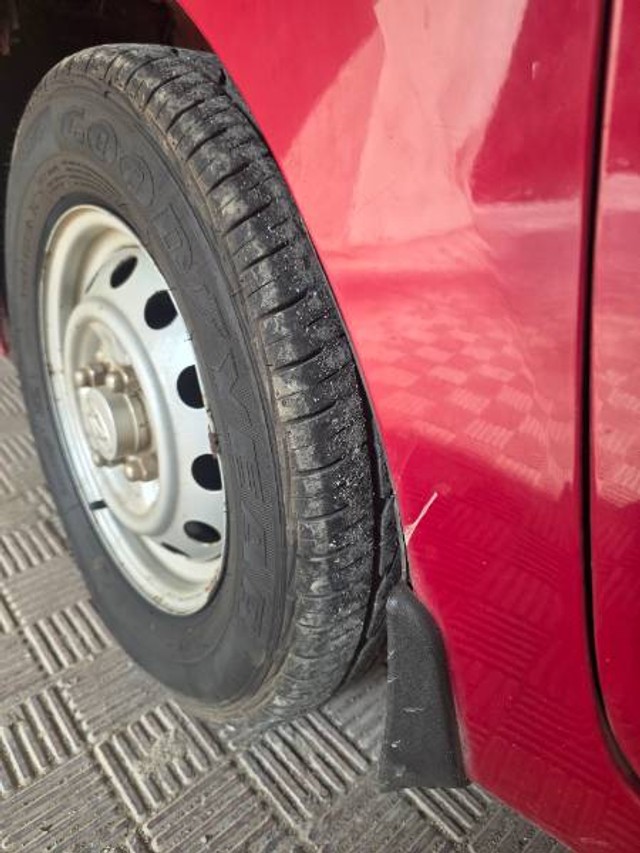 Second-hand 2015 Hyundai EON Era Plus for sale in Daman-3