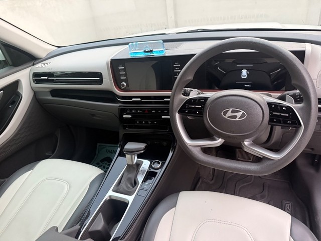 Second-hand 2025 Hyundai Creta S (O) Diesel AT for sale in Hyderabad-3
