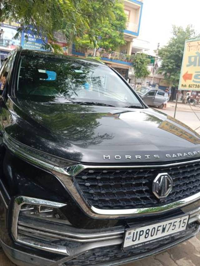 https://images10.gaadi.com/usedgaadi-sellcar/UsedCar/a62f5f94-657c-40bd-995b-71b312214e31/c82e6f13-7130-41fc-97cc-06c0c8442640.jpeg?imwidth=6400