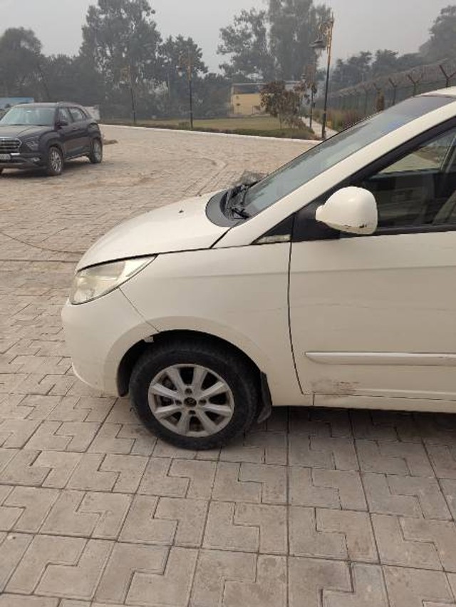 Tata Indica Aura 1.2 Safire (ABS) 90hp BS IV Second-hand 2013 Tata Indica Aura 1.2 Safire (ABS) 90hp BS IV for sale in Zirakpur-5