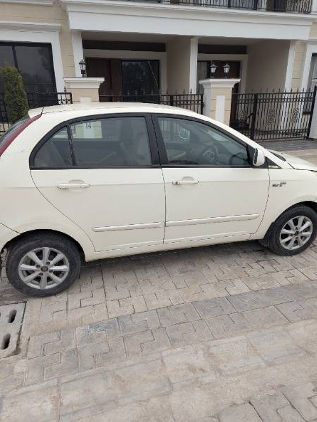 Tata Indica Aura 1.2 Safire (ABS) 90hp BS IV Second-hand 2013 Tata Indica Aura 1.2 Safire (ABS) 90hp BS IV for sale in Zirakpur-1