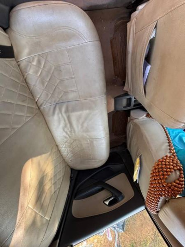 Second-hand 2014 Volkswagen Polo IPL II 1.2 Diesel Highline for sale in Bidar-3