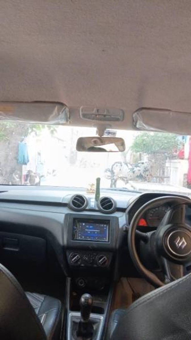 Second-hand 2022 Maruti Swift LXI BSVI for sale in Khargone-7